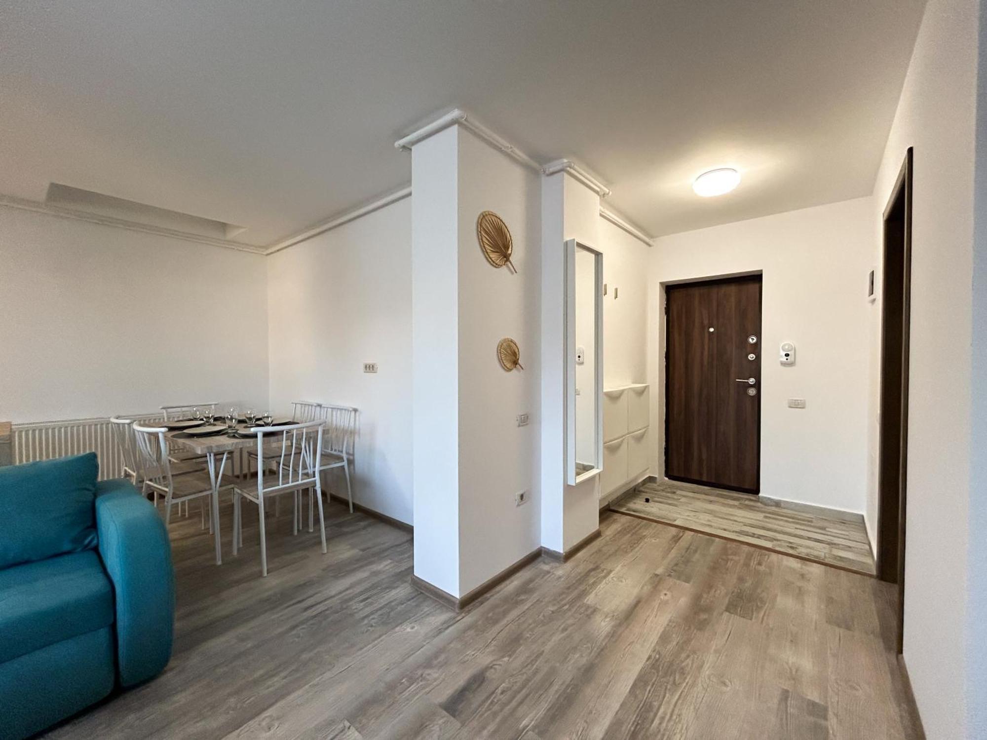 Mirandis Apartments - Comfort & Private Parking Near Coresi Mall Brașov Exterior foto