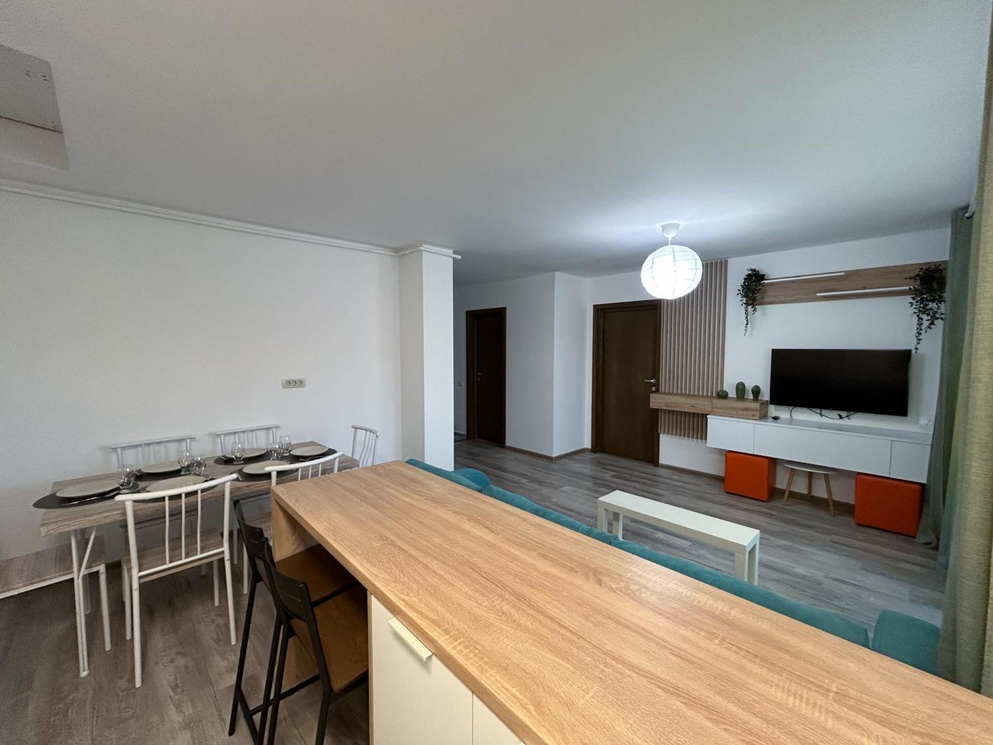 Mirandis Apartments - Comfort & Private Parking Near Coresi Mall Brașov Exterior foto