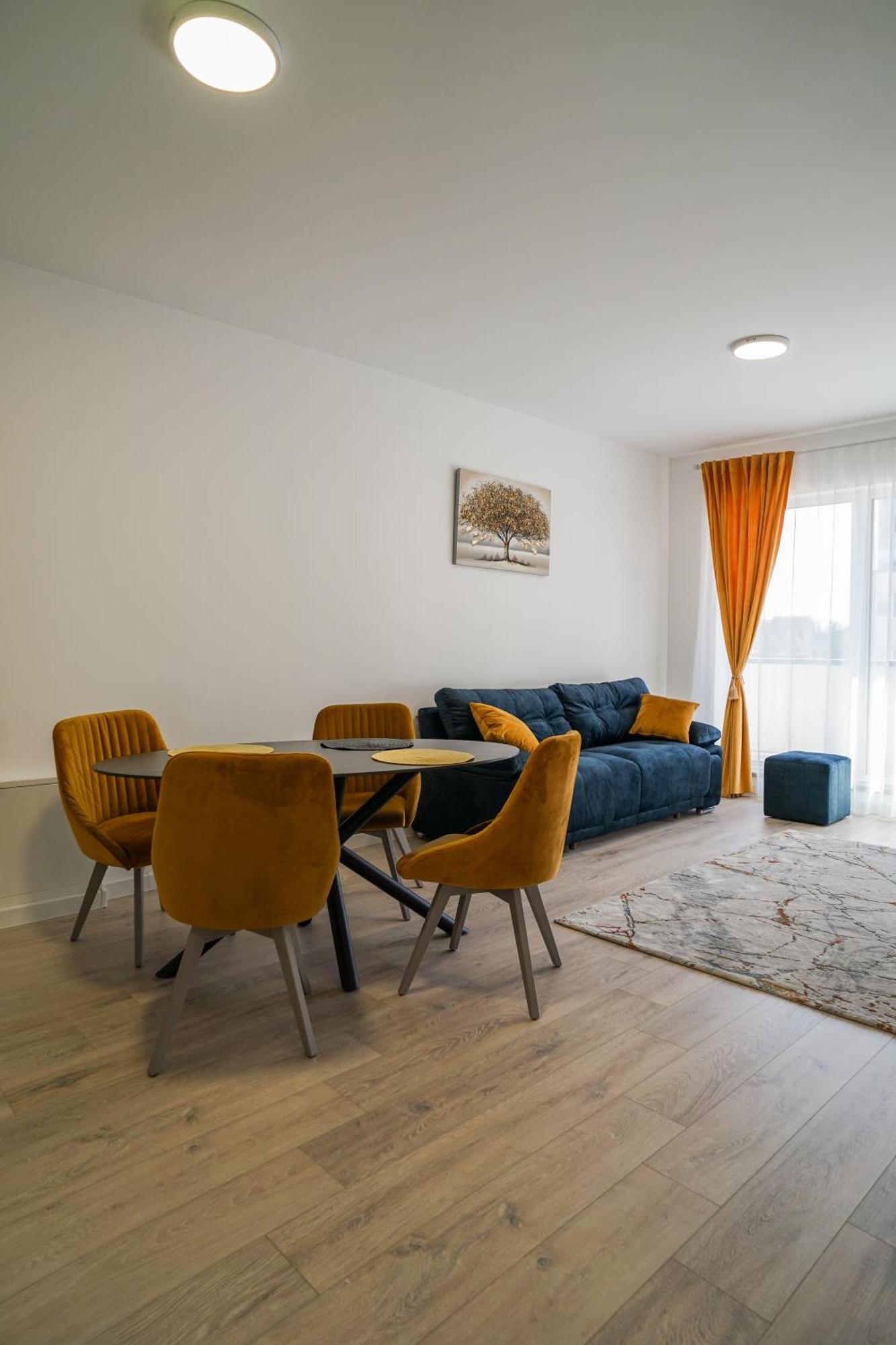 Mirandis Apartments - Comfort & Private Parking Near Coresi Mall Brașov Exterior foto
