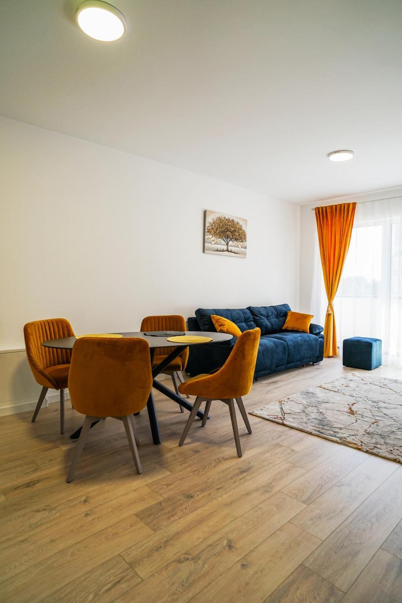 Mirandis Apartments - Comfort & Private Parking Near Coresi Mall Brașov Exterior foto